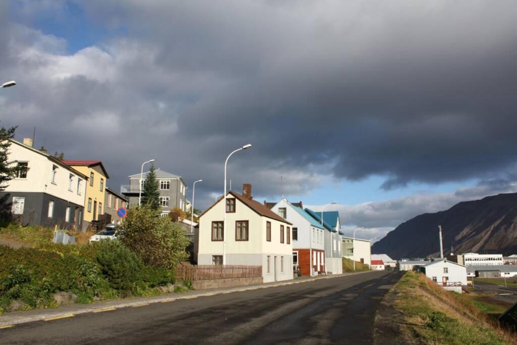 House With A Warm Soul In North Iceland Siglufjordur Екстер'єр фото